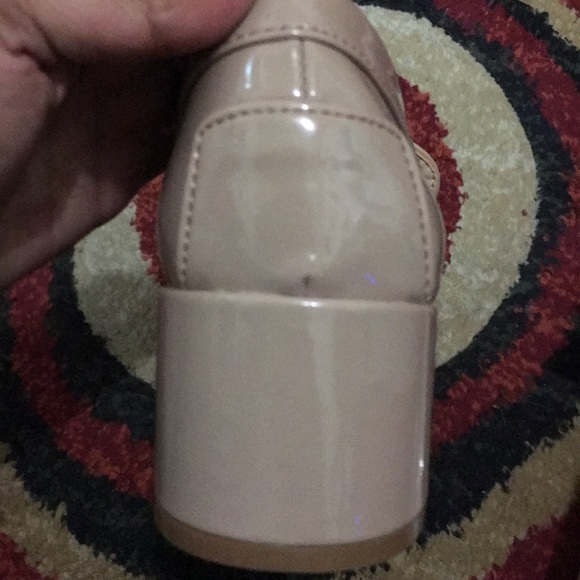 Chinese Laundry “Z-Magic” Nude loafers - Picture 5 of 6